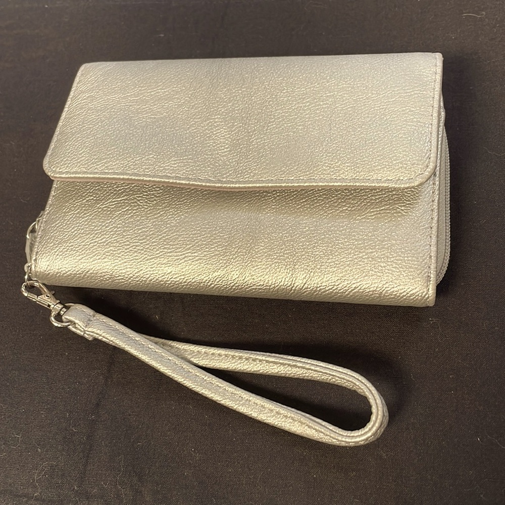 COPY - NWT Mundi Gold-tone Wristlet